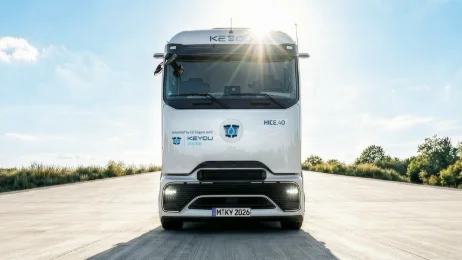 Daimler Truck revives the hydrogen engine path with KEYOU