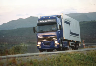 50 Years of ITOY – 2000 VOLVO FH12