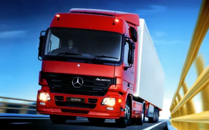 50 Years of ITOY – 2004 MERCEDES-BENZ ACTROS