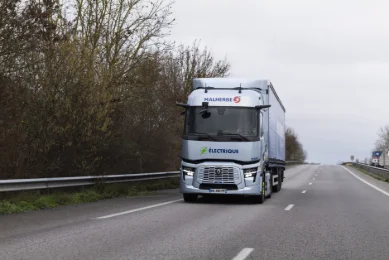 Renault Trucks électrifie son corridor logistique avec Malherbe