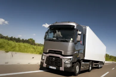 50 Years of ITOY – 2015 Renault Trucks Range T