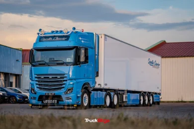Emmanuel et son Mercedes Actros