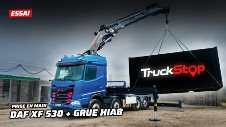 This DAF XF 530 Hides a 95 Tonne-Metre Crane!